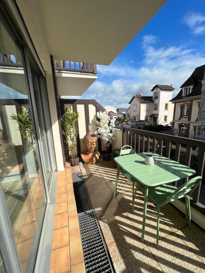 Appartement Hyper Centre De Cabourg Avec Balcon מראה חיצוני תמונה